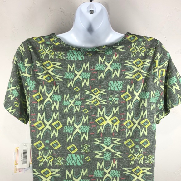 NWT LuLaRoe green print Classic T size small - Picture 5 of 9
